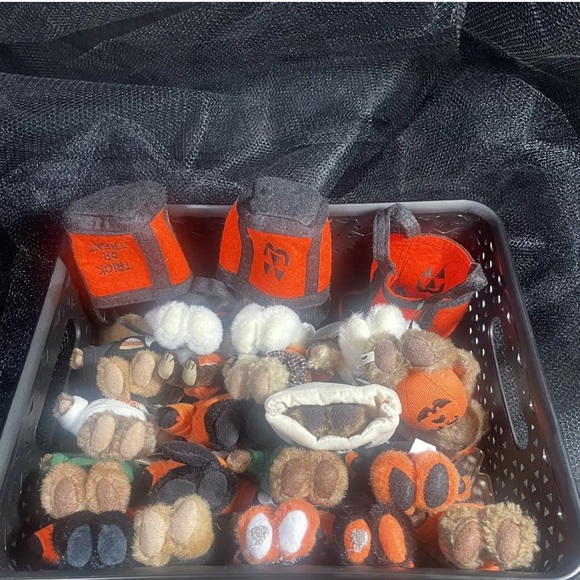 Retired Lot of 20 Halloween Boyds’ Bears Mini Bears w VHTF Trick Or Treat Dog - Picture 5 of 7